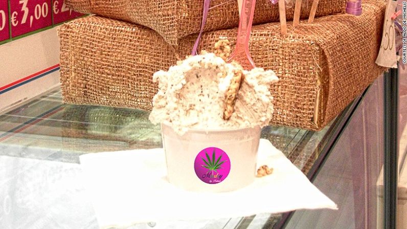 Helado de cannabis - En un pueblo en la costa de Italia hay una tienda que vende un helado llamado Marley, y que está hecho de semillas de hachís.