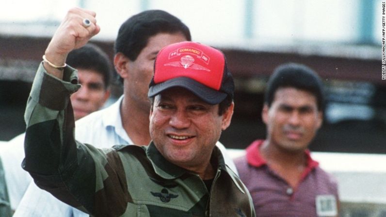 Noriega lideró una dictadura militar desde 1983 hasta 1989, cuando salió del poder en medio de una invasión por parte del gobierno de Estados Unidos.