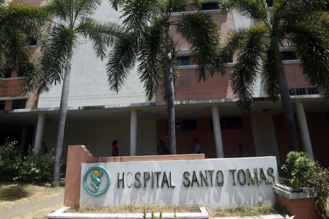 Finalmente murió en un hospital de panamá, donde estaba en prisión hospitalaria debido a que su condición era crítica tras ser operado para extirparle un tumor cerebral en marzo de 2017.