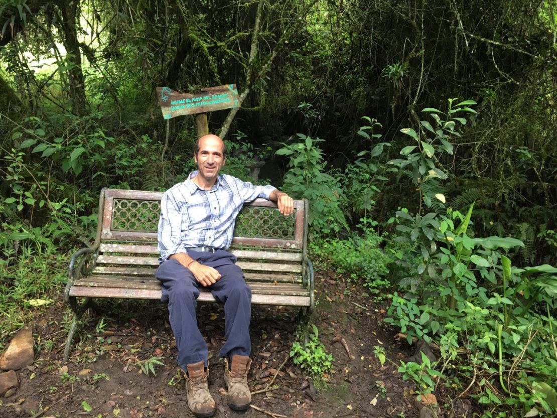 Pedro Medina en su minga de Choachí, a unos 55 kilómetros de Bogotá.