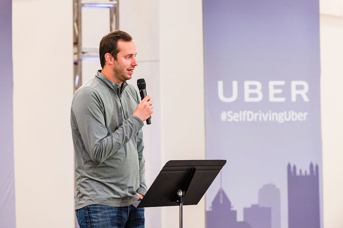 Anthony Levandowski, cofundador de Otto y vicepresidente de ingeniería de Uber durante el lanzamiento del piloto modelo de un auto autónomo de Uber en Pittsburgh, Pennsylvania, en septiembre de 2016.