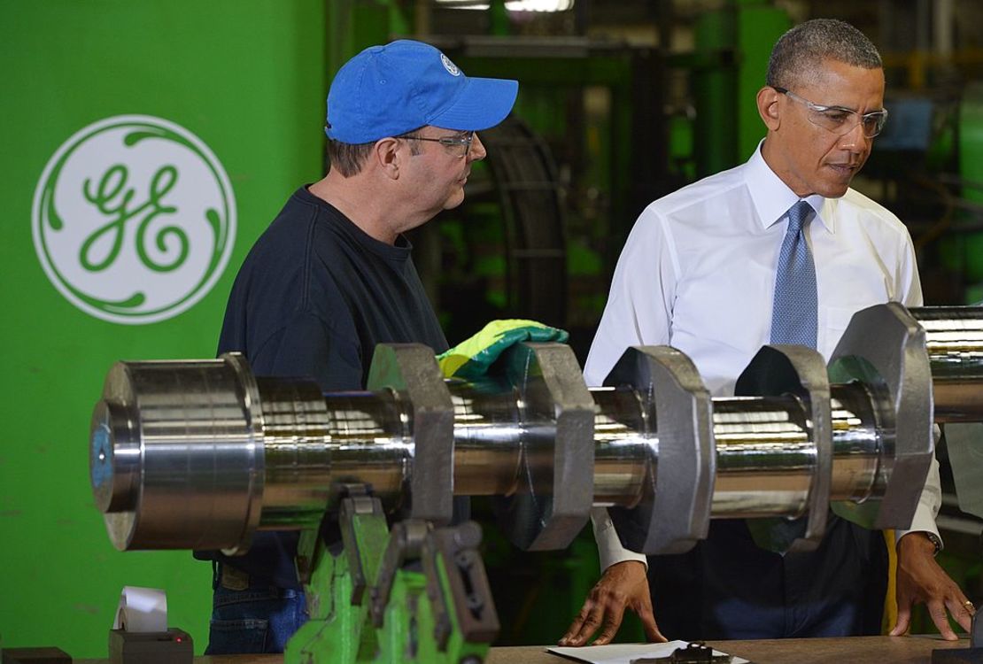 El entonces presidente de EE.UU., Barack Obama, visita la planta de General Electric en Waukesha (Wisconsin), el 30 de enero del 2014.