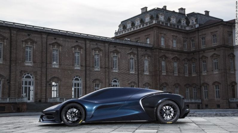 IED Syrma Concept: Sí, este es un supercarro italiano, si el aspecto elegante no lo había hecho notar. El auto conceptual de Syrma, desarrollado por once estudiantes del Instituto Europeo de Diseño de Milán y presentado en el Salón del Automóvil de Ginebra del 2015, mantiene su firma en lo viejo y lo nuevo por tener un motor de combustión V6 gemelo turbo de 4.0 litros acoplado a un motor eléctrico. Otras características destacadas incluyen una potencia de 900 caballos de fuerza, una huella de carbono baja y un motor casi silencioso.