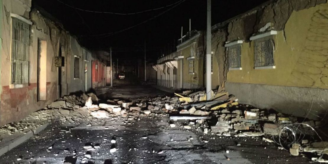 Aspecto de la destrucción dejada por el sismo que sacudió al departamento de San Marcos en Guatemala.