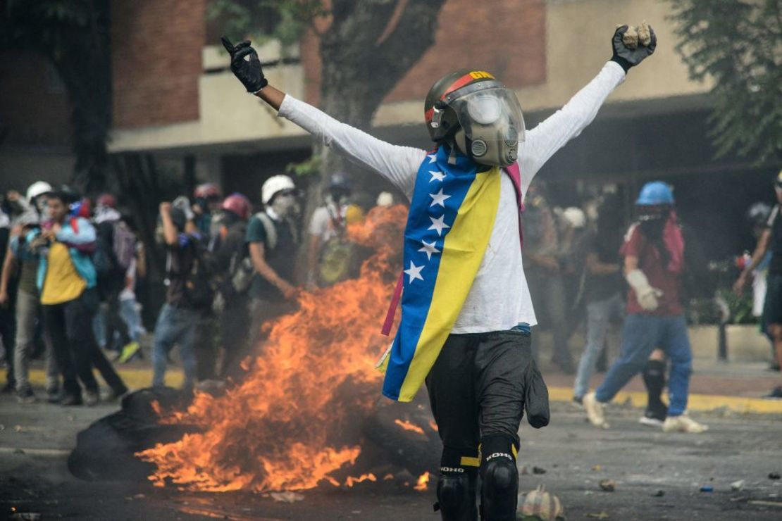 CNNE 422598 - topshot-venezuela-crisis-opposition-protest