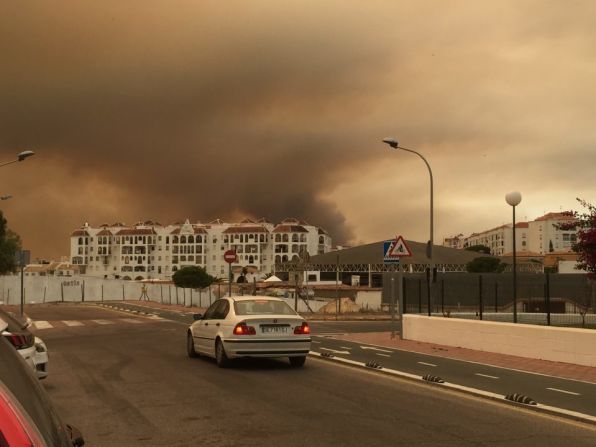 La única salida del lugar fue cerrada debido al incendio.