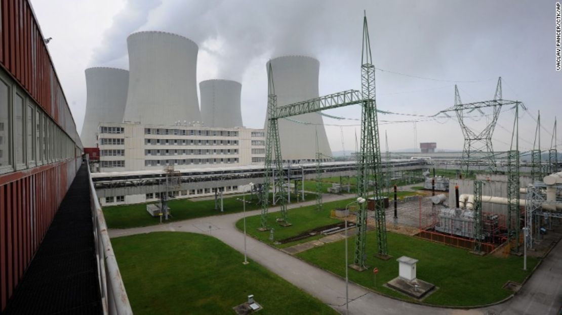 La central nuclear de Temelin de CEZ fue criticada por usar un concurso de trajes de baño como una forma de contratar a pasantes.