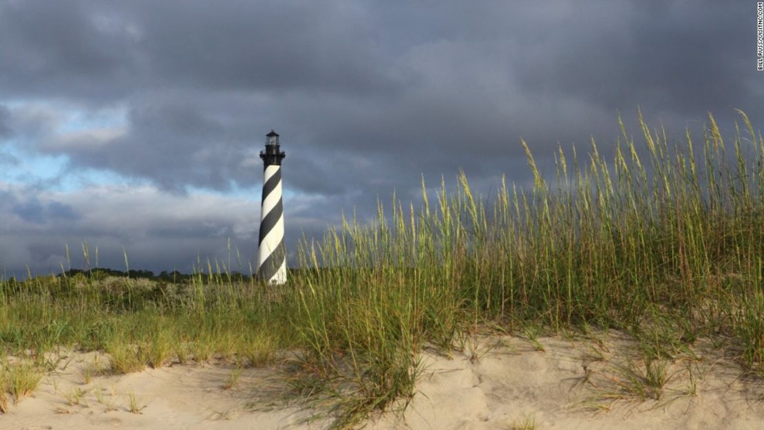 Cabo Hatteras es famoso entre los surfistas y por su comunidad playera.