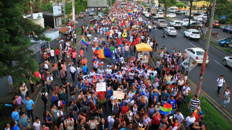 FOTOS | La colorida celebración del Día Internacional del Orgullo Gay en Nicaragua | CNN