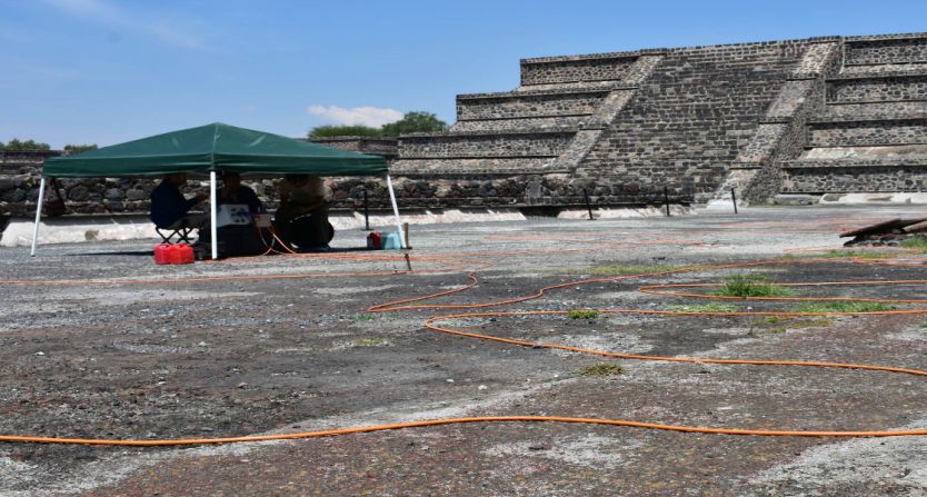 La Pirámide de la Luna fue construida en siete etapas. La primera se empezó a edificar en el año 100 a.C. y la última comenzó en el año 450 d.C.