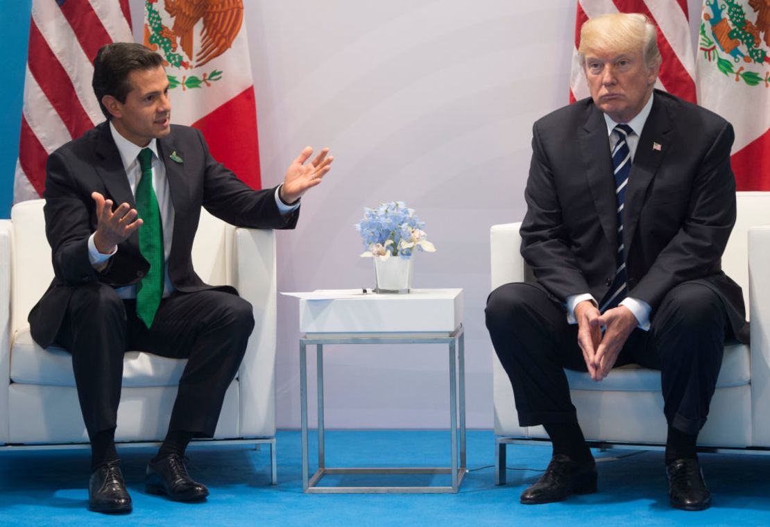 Donald Trump y Enrique Peña Nieto durante su reunión bilateral en Hamburgo.