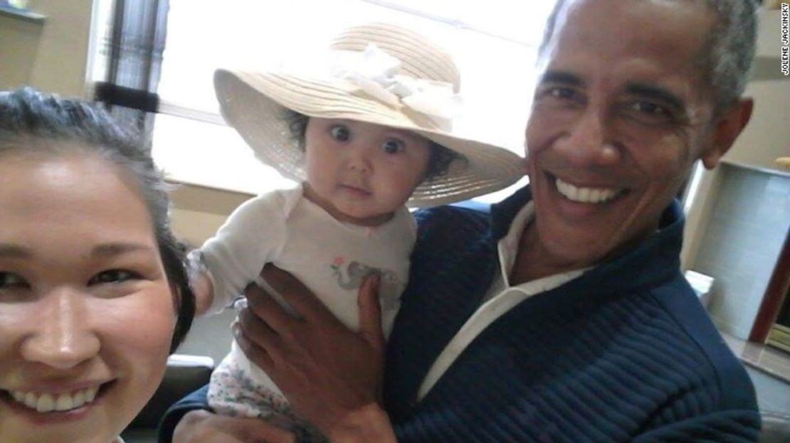 CNNE 428958 - cnn obama bebe 1