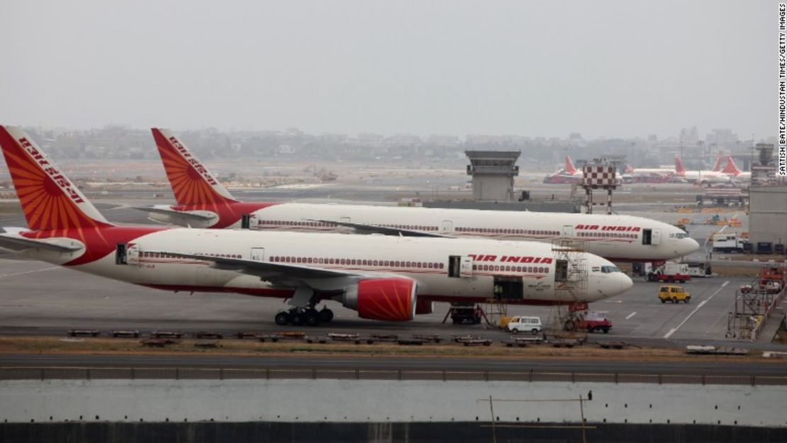 CNNE 429935 - 170629171548-air-india-planes-780x439