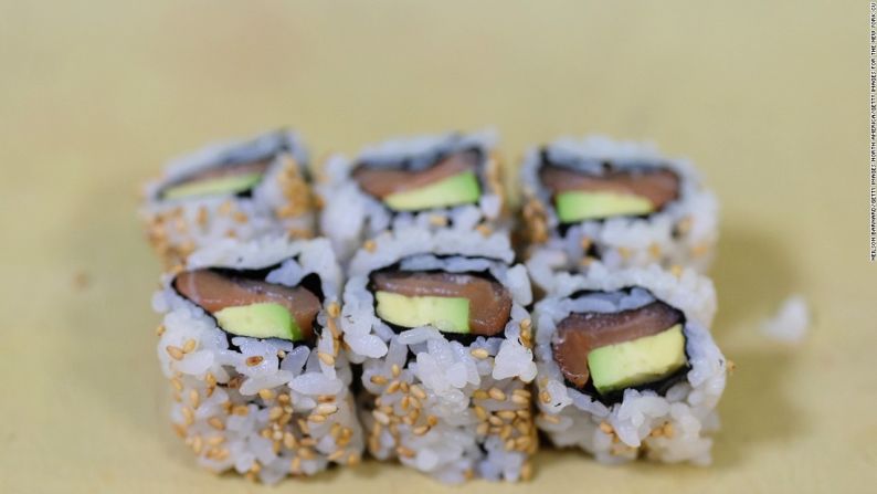 5. Japón: este país le hizo uno de los mejores regalos al mundo, el sushi. ¿Quién se iba a imaginar que el pescado crudo sobre arroz podría llegar a ser tan popular?