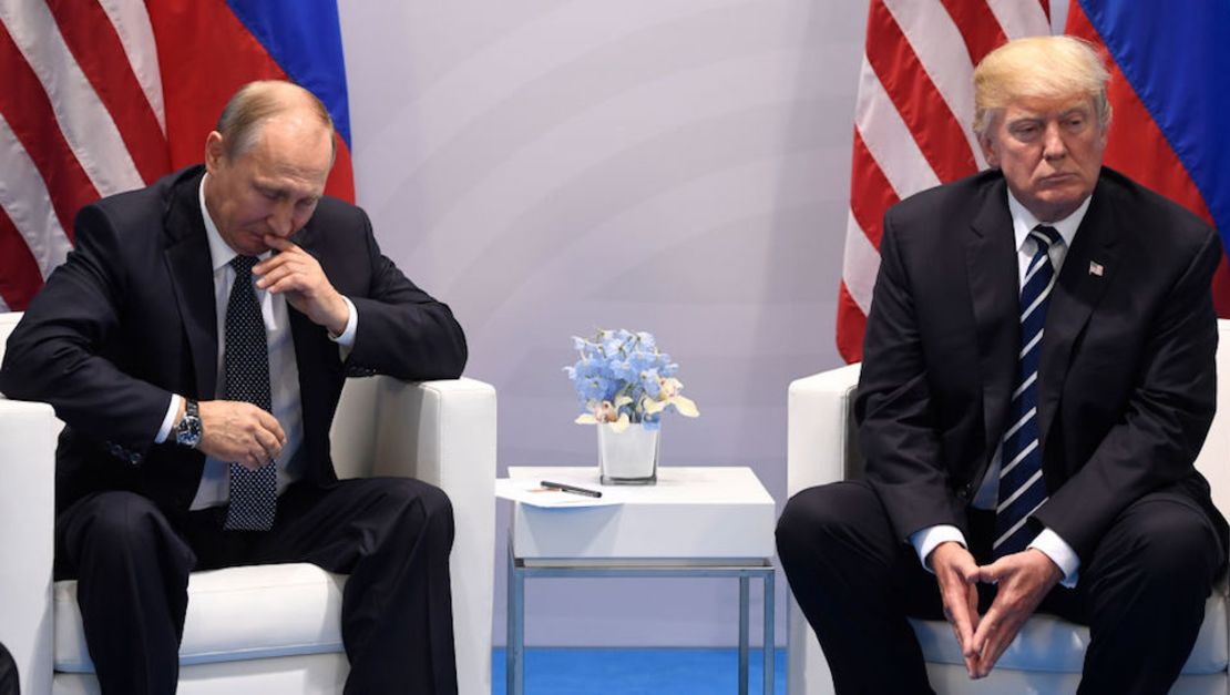 Vladimir Putin y Donald Trump durante la Cumbre del G20 en Alemania.