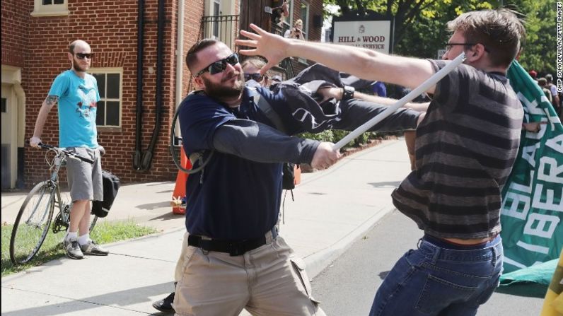 Enfrentamientos en Charlottesville, Virginia.