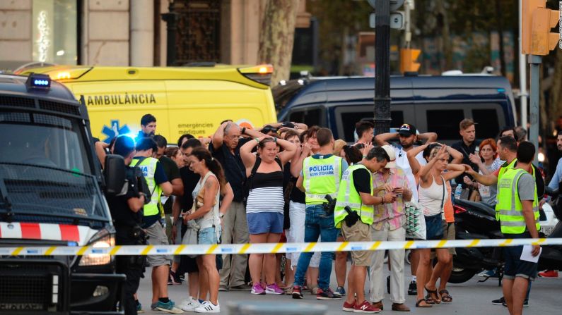 El pánico se apoderó de las personas en Las Ramblas después del ataque.