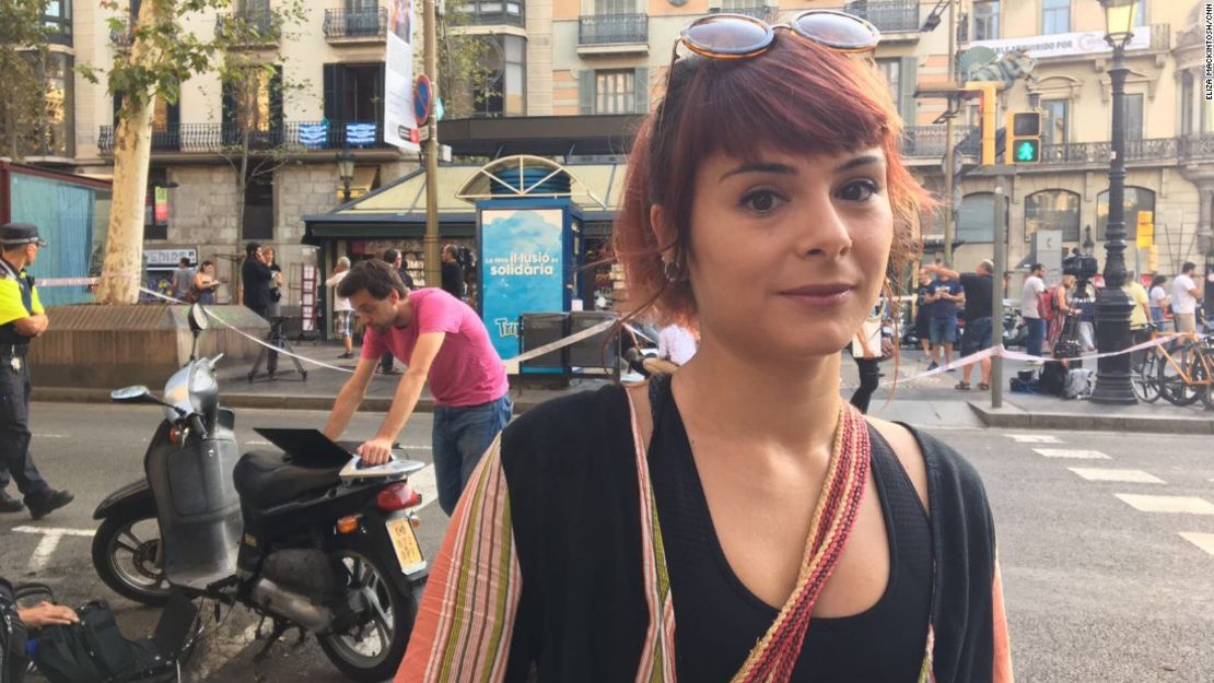 Miren Stillitani vive cerca del lugar donde la furgoneta detuvo su mortal embestida. Ella pasa mucho tiempo en Las Ramblas, suele ir a cenar o beber después del trabajo.