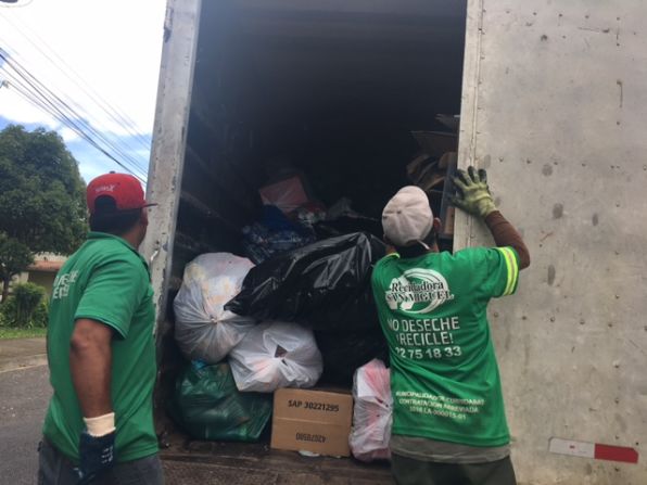 Aunque aún el ayuntamiento lo considera poco, el porcentaje de gente que separa la basura en Curridabat llegó al 18%