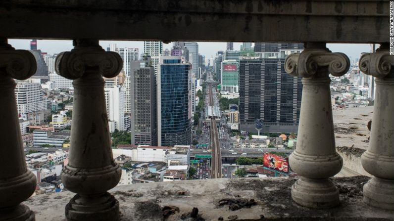 Los inversores esperaban que la ubicación central del Sathorn Unique Tower y sus vistas al río se hubieran desempeñado bien en el mercado inmobiliario.