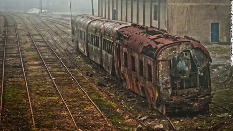 Un tren de pasajeros abandonado en São Paulo (Brasil).