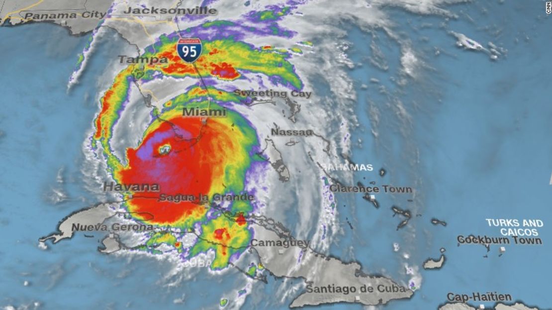 El huracán Irma, visto por el radar a las 8:46 de la mañana de este domingo, hora del este de Estados Unidos.