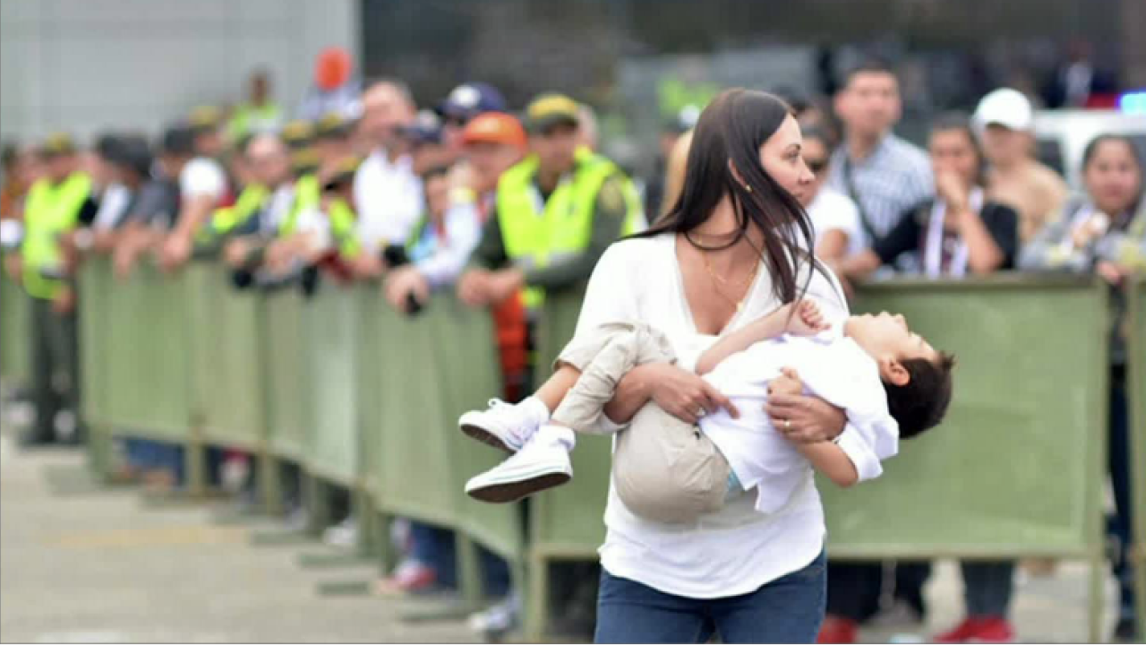 CNNE 449157 - madre bendicion papa