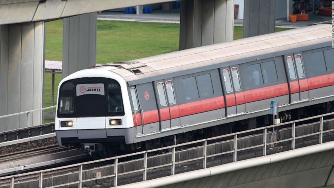 ¿Te estresa el transporte público? A los ciudadanos de Singapur no