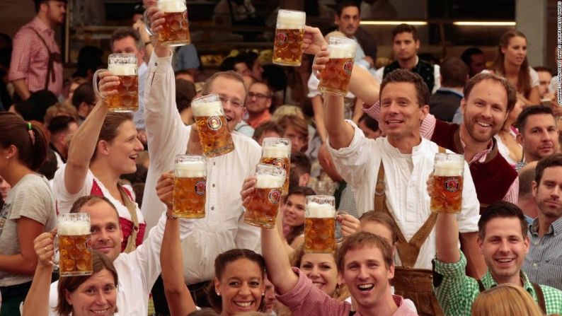 5. Munich, Alemania — Esta ciudad alemana tiene la mejor calificación de poder adquisitivo familiar, que hace un balance entre los salarios medios en los hogares con el costo de vida. Eso compraría mucha cerveza en el Oktoberfest.