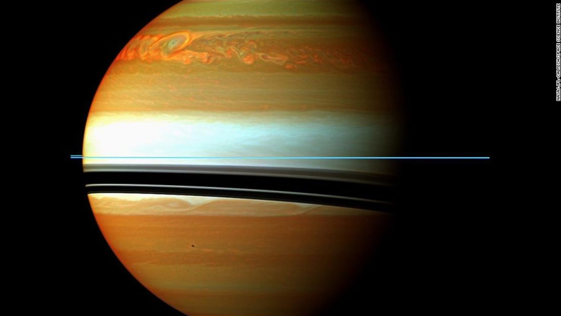 Los líderes del proyecto Cassini decidieron darle un final dramático a la sonda espacial: chocará de manera deliberada contra la atmósfera de Saturno.