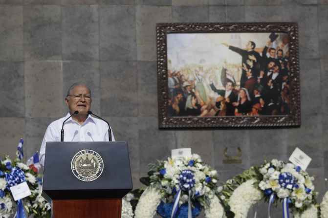 El presidente salvadoreño, Salvador Sánchez Cerén, dirigió un mensaje a la nación en el que destacó la importancia de reafirmar la independencia y evocar el espíritu de unidad que caracterizó la lucha de los protagonistas de la Independencia.