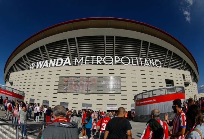 Tras la jubilación del veterano estadio Vicente Calderón, el club colchonero se dio a la tarea de buscar un nuevo estadio, y lo encontró en el hoy bautizado como Wanda Metropolitano.