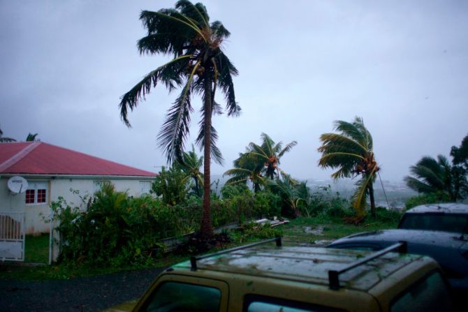 El huracán María es el ciclón más fuerte en tocar tierra en Dominica y podría ser el primer huracán en categoría 4 o más en llegar a Puerto Rico en 85 años.