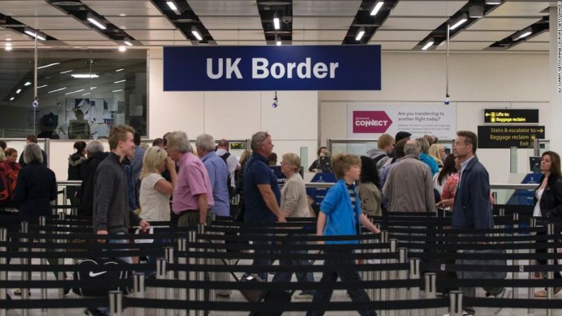 Y aquí está el menos cómodo de todo Europa: Londres-Gatwick (Reino Unido): 30 minutos de recorrido, desde 26,8 dólares (45 kilómetros).