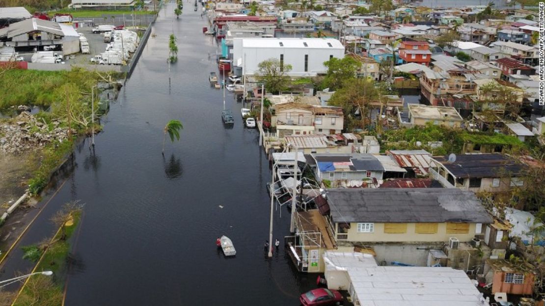 Vista área del barrio de Cataño, en el municipio del mismo nombre, que quedó completamente inundado tras el paso del huracán María.