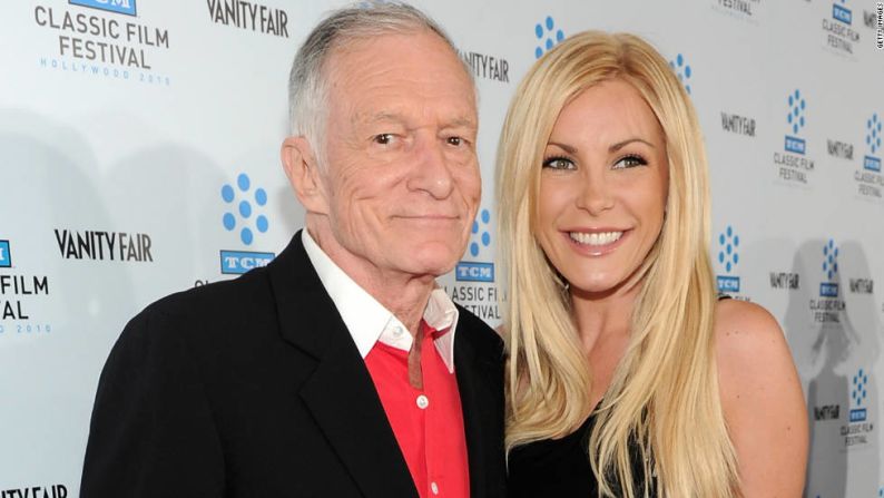 Después de una ruptura y reconciliación muy publicitada, Crystal Harris, de 26 años, finalmente se casó con el fundador de Playboy, Hugh Hefner, entonces de 86 años, en la víspera de Año Nuevo de 2013. Pero ella no fue la primera rubia en capturar su corazón en los últimos años.