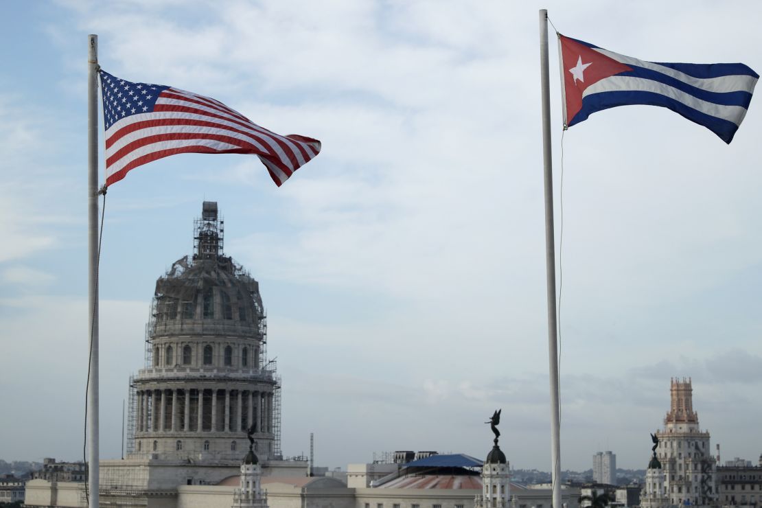 CNNE 455140 - 160320143148-havana-us-cuba-flags