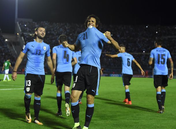 Cavani marcó en la goleada uruguaya.