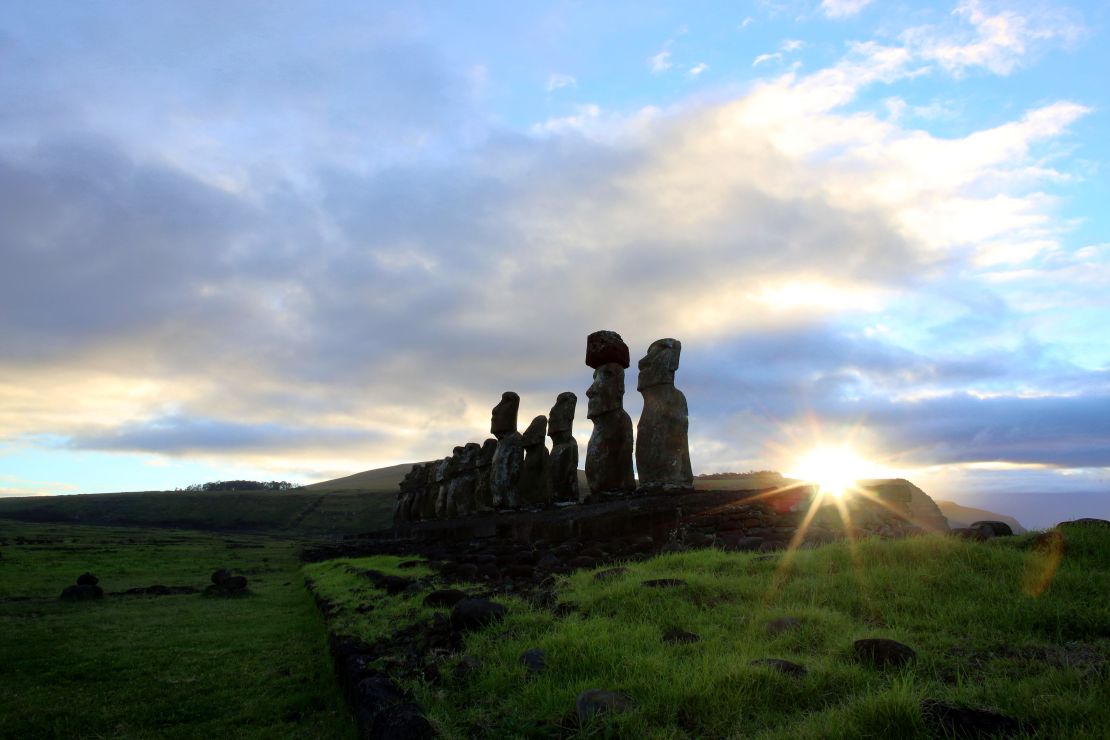 CNNE 458117 - chili-easter-island