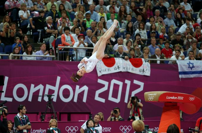 McKayla Maroney compite en la final de salto de caballo en los Juegos Olímpicos de Londres el 5 de agosto de 2012. Crédito: Ezra Shaw / Getty Images