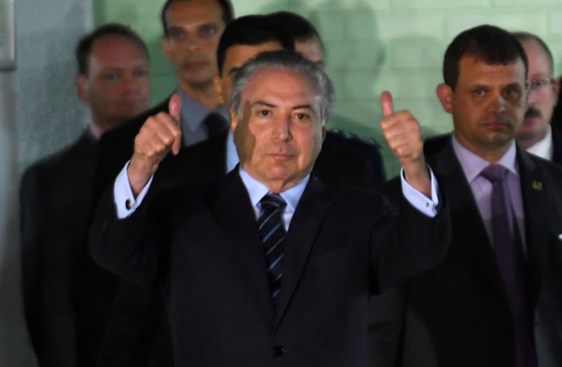 El presidente de Brasil, Michel Temer, a su salida de un hospital en Brasilia donde fue internado el pasado miércoles 25 de octubre.