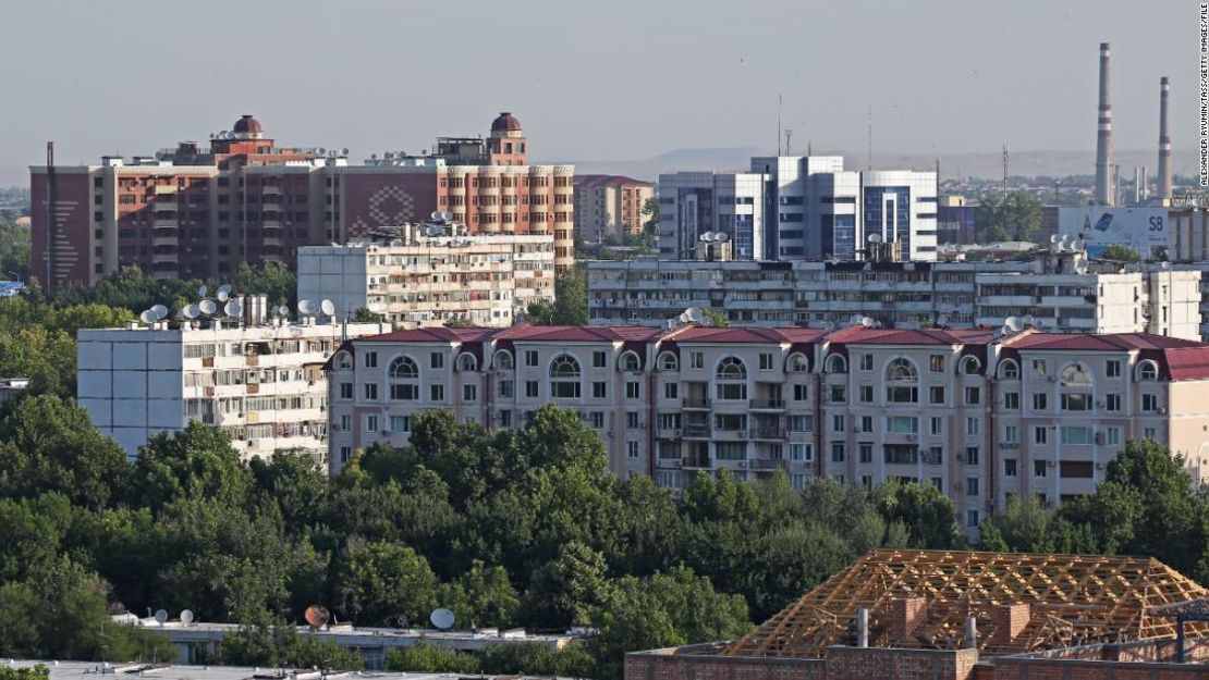 Saipov vivió y asistió a una escuela privada en Tashkent, Uzbekistán, antes de venir a los Estados Unidos.