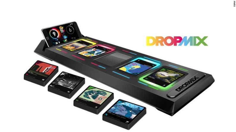10. DropMix: s un juego para mezclar música electrónica, que fue desarrollado en asociación con el creador de Rock Band. Precio: 100 dólares