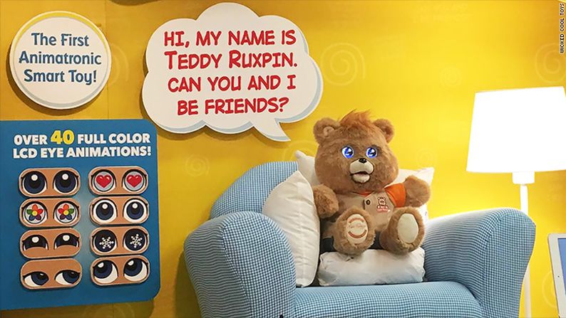 5. Teddy Ruxpin: el icónico oso de los años 80 que hablaba, está de vuelta. Y ahora presume algunas actualizaciones. Precio: 100 dólares.