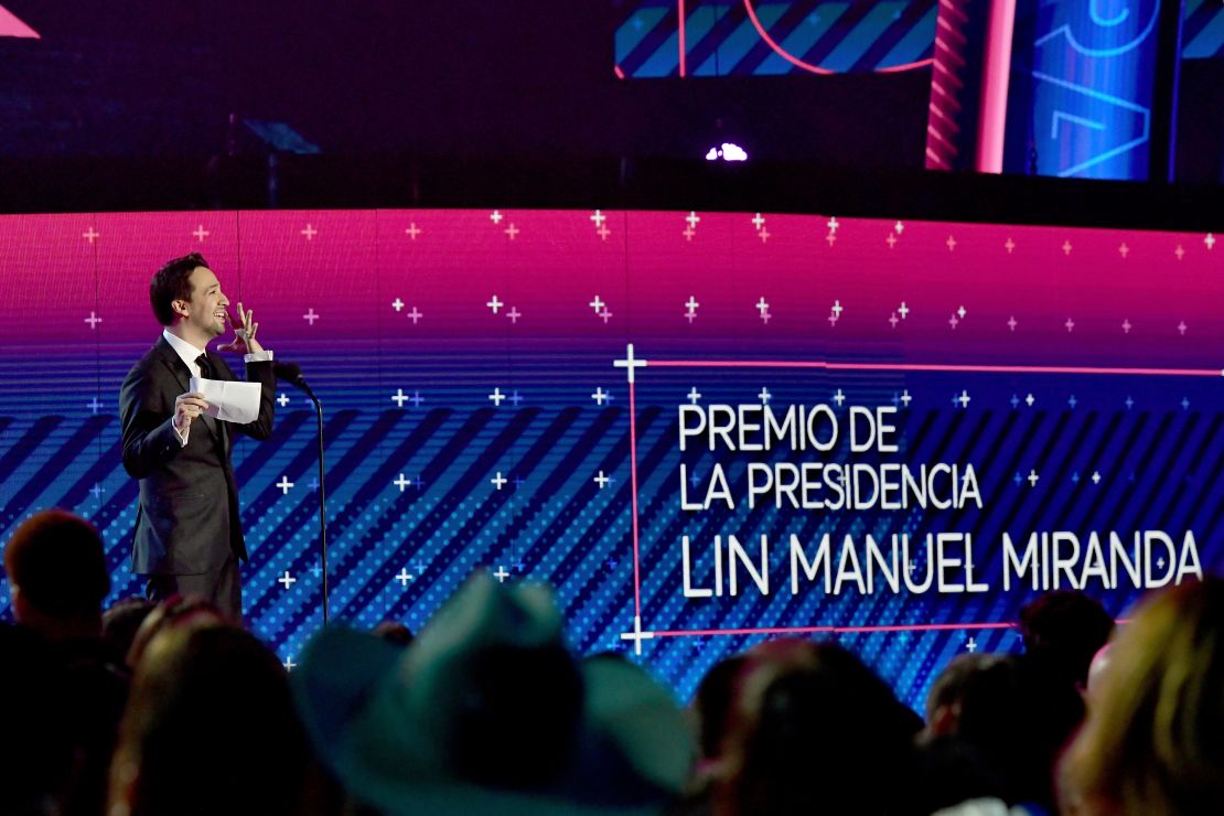 CNNE 467338 - the 18th annual latin grammy awards - roaming show