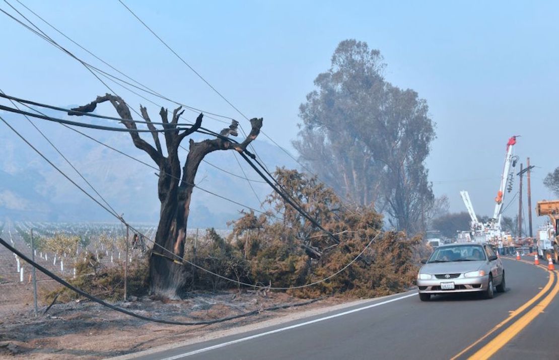 CNNE 475950 - us-california-wildfires