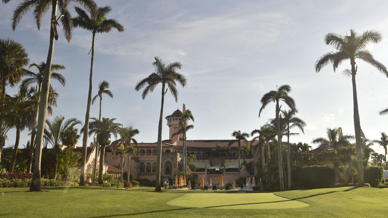 A general view of US President Donald J. Trump's Mar-a-Lago resort in Palm Beach, Florida on December 24, 2017.  / AFP PHOTO / Nicholas Kamm