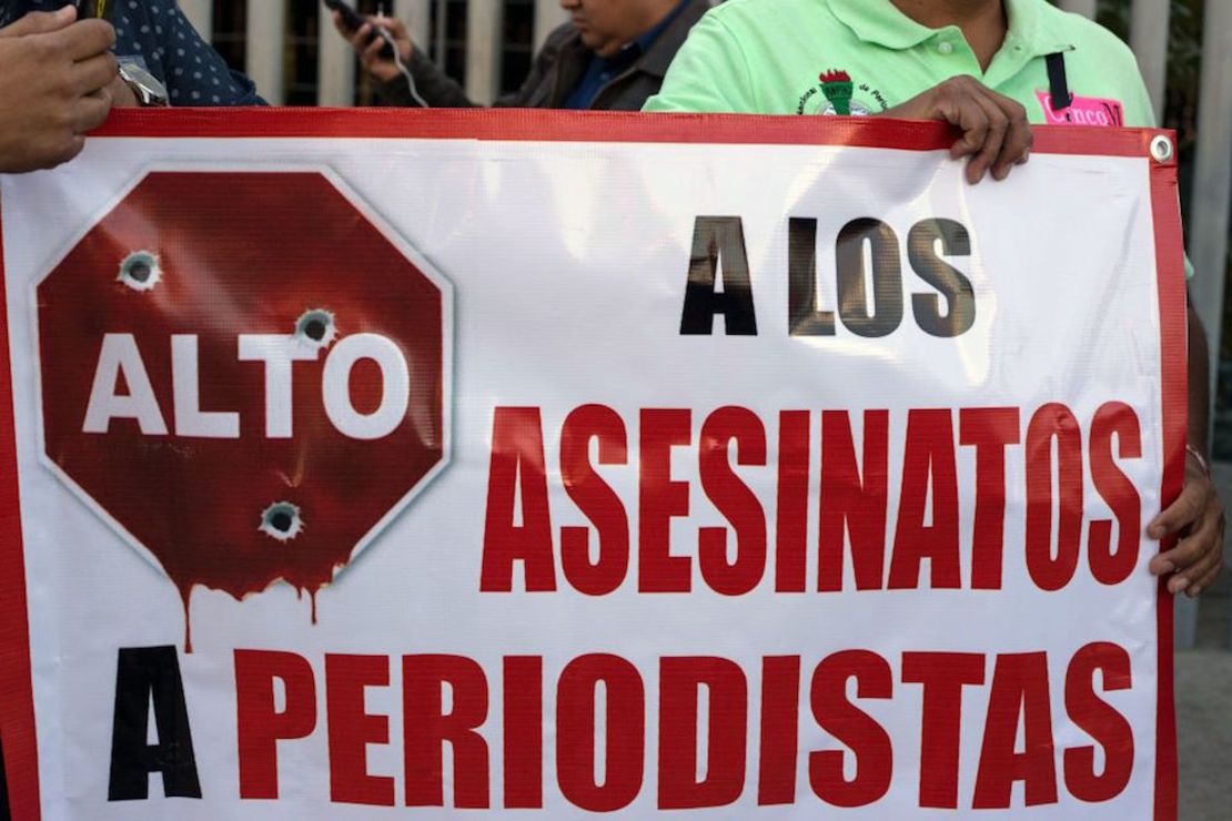 Protesta contra el asesinato de periodistas en México, realizada en la ciudad de Tijuana el 29 de marzo de 2017.