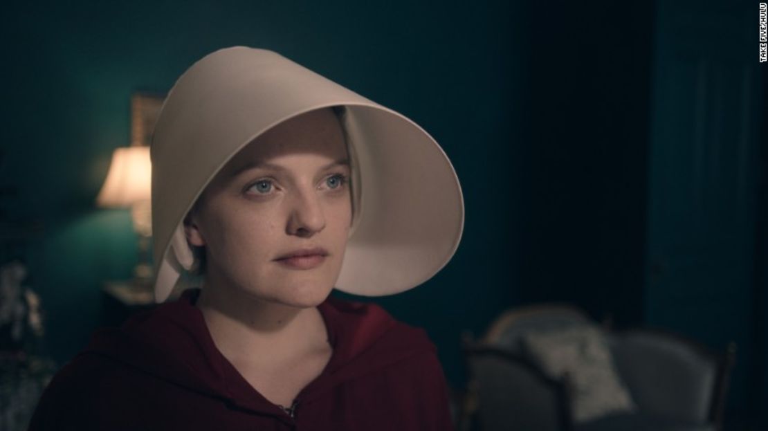 Mejor actriz en serie dramática: Elisabeth Moss, "The Handmaid's Tale"