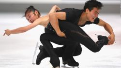 patinadores artísticos de Corea del Norte Ryom Tae-ok y Kim Ju-sik